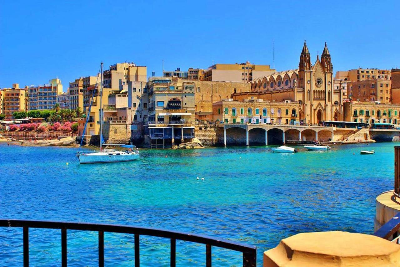 Seafront Apartment In Sliema With Pool, Upmarket Complex Dış mekan fotoğraf
